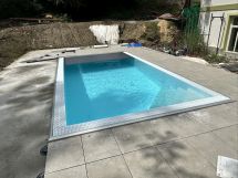 Underfloor pool cover